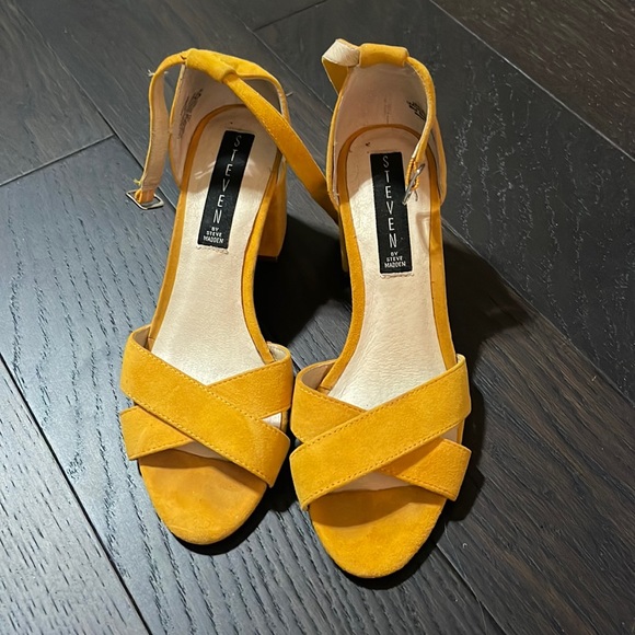 Steven By Steve Madden Shoes Mustard Yellow Block Heel Steven By